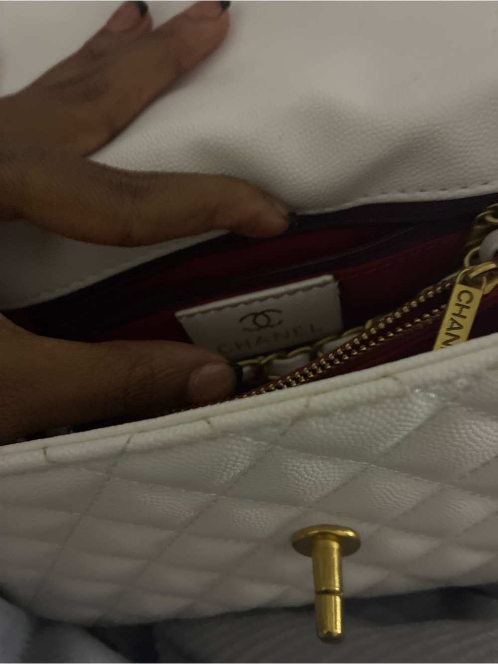CHANEL Quilted White Leather Satchel with Burgundy Top Handle - Picture 3 of 3
